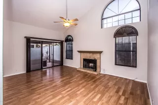 Photo #2: 6109564 Listing
