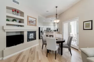 Photo #6: 6110164 Listing 