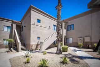Photo #1: 6110229 Listing 