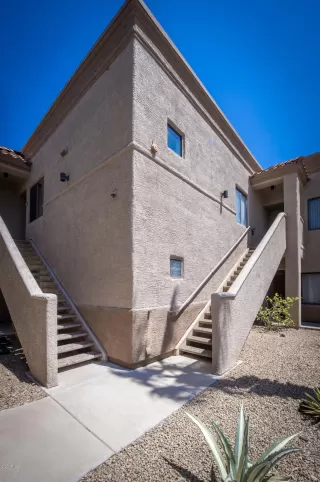 Photo #3: 6110229 Listing 