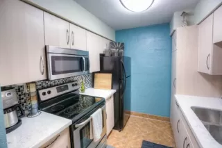 Photo #2: 6110343 Listing