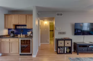 Photo #1: 6110348 Listing