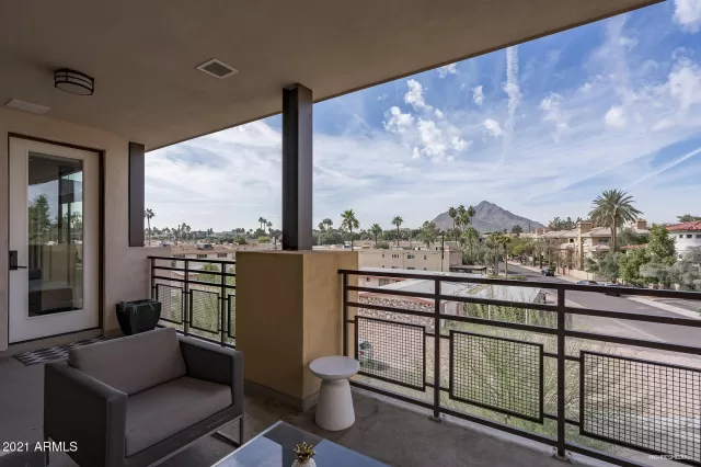 MLS: 6110363 Condo For Sale