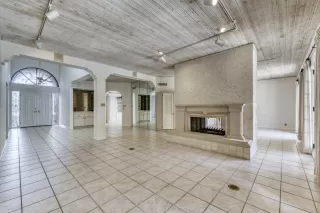 Photo #4: 6110422 Listing 