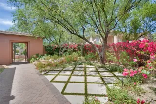 Photo #1: 6110505 Listing