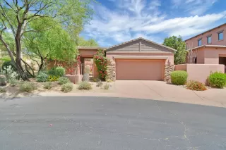 Photo #2: 6110505 Listing
