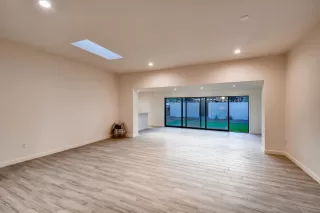 Photo #2: 6110507 Listing