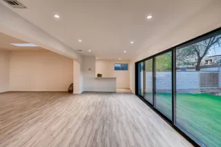 Photo #3: 6110507 Listing