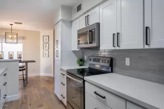 Photo #6: 6110540 Listing 