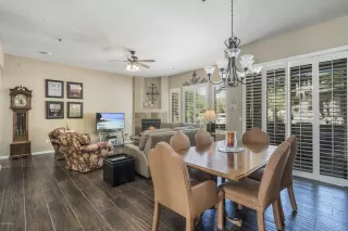 Photo #3: 6110612 Listing