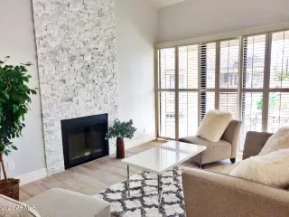 Photo #4: 6110631 Listing