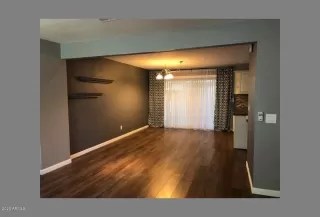 Photo #2: 6110732 Listing