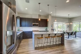 Photo #2: 6110941 Listing 