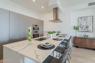 Photo #3: 6110977 Listing 