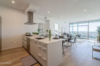 Photo #5: 6110977 Listing 