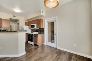 Photo #1: 6111064 Listing 