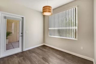 Photo #2: 6111064 Listing 