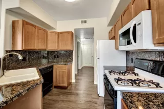 Photo #3: 6111064 Listing 