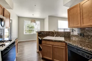 Photo #4: 6111064 Listing 