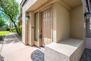 Photo #2: 6111203 Listing