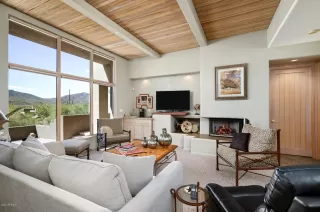 Photo #6: 6111221 Listing 