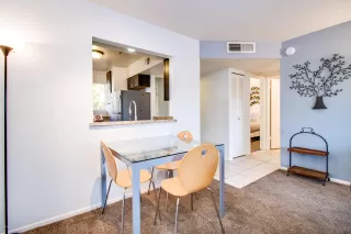 Photo #6: 6111230 Listing 