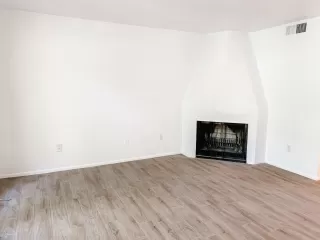 Photo #2: 6111234 Listing 