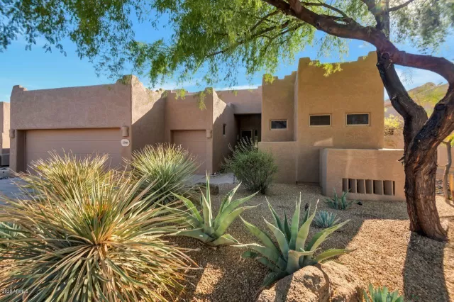 MLS: 6111255 Condo For Sale