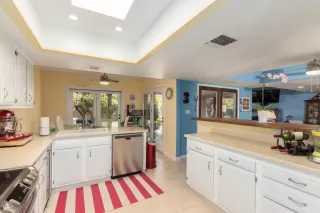 Photo #5: 6111502 Listing 