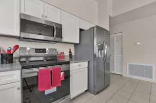Photo #6: 6111617 Listing