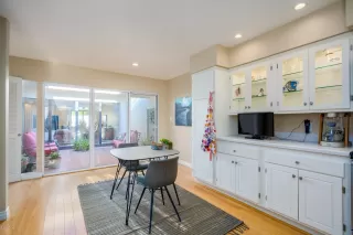 Photo #4: 6111655 Listing