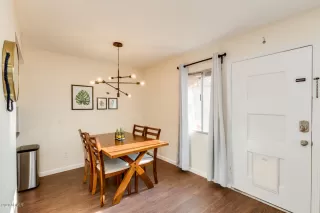 Photo #3: 6111858 Listing