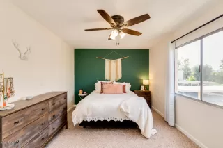 Photo #5: 6111858 Listing