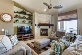 Photo #6: 6111867 Listing