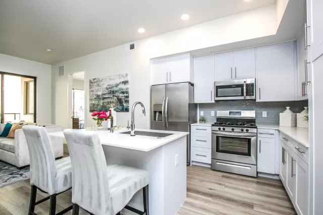 MLS: 6111971 Condo For Sale