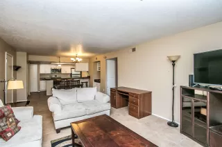 Photo #6: 6112166 Listing 