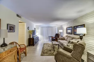 Photo #2: 6112294 Listing 