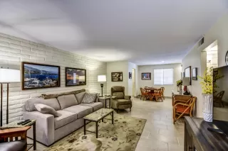 Photo #5: 6112294 Listing 