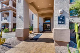 Photo #2: 6112475 Listing