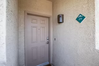 Photo #3: 6112648 Listing