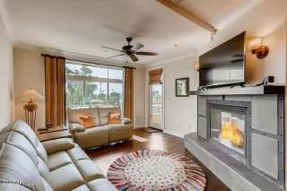 Photo #2: 6112758 Listing