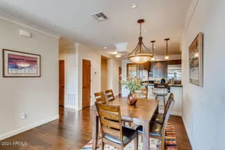 Photo #6: 6112758 Listing