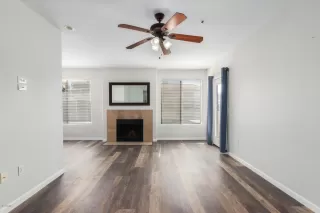 Photo #5: 6112791 Listing