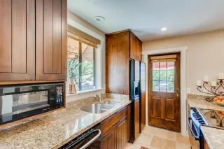 Photo #4: 6112901 Listing