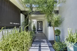 Photo #1: 6112906 Listing