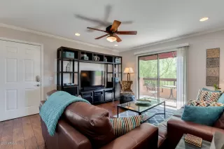 Photo #6: 6113381 Listing