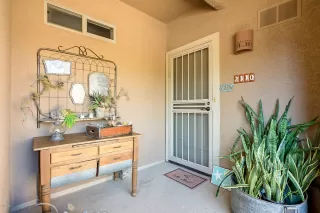 Photo #2: 6114039 Listing