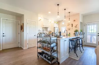 Photo #4: 6114039 Listing