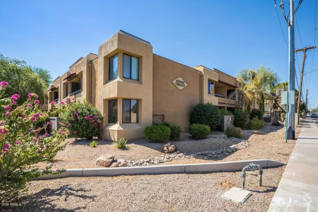 MLS: 6114270 Condo For Sale