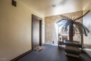 Photo #4: 6114270 Listing